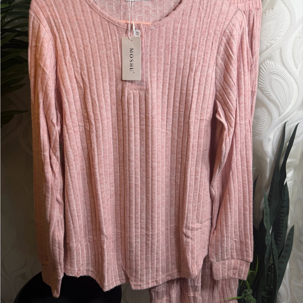 Blush Ribbed lounge Set